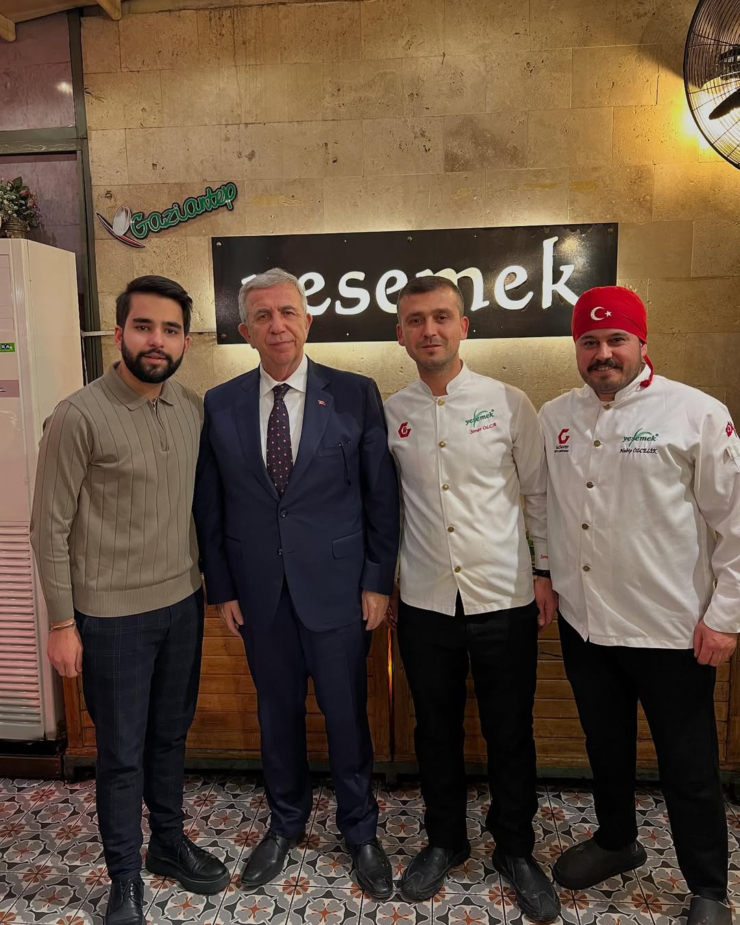 Özel Konuk